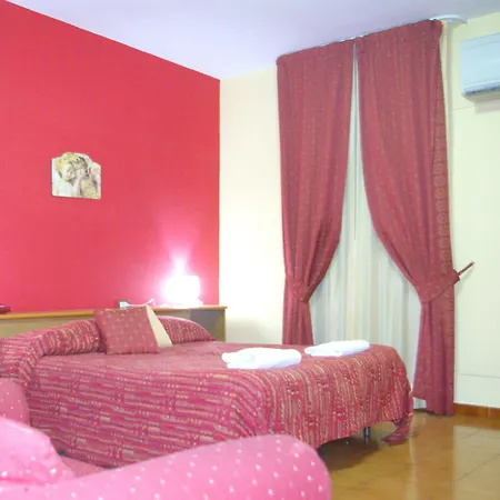 ホテル Natalina タオルミーナ