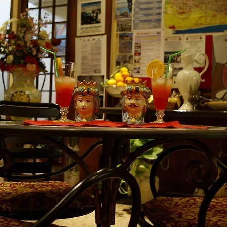 ホテル Natalina 2*