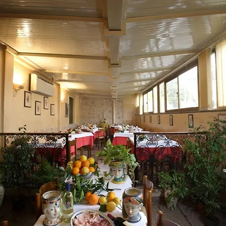 Natalina 2* タオルミーナ