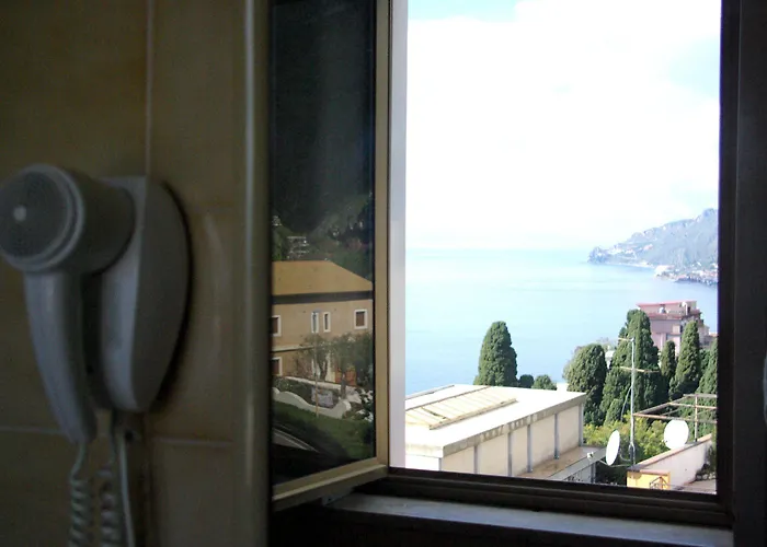 Natalina Ξενοδοχείο Ταορμίνα