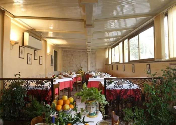 Natalina 2* Ταορμίνα