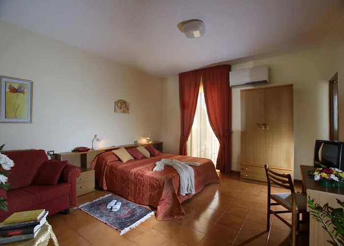 Natalina 2* Ταορμίνα