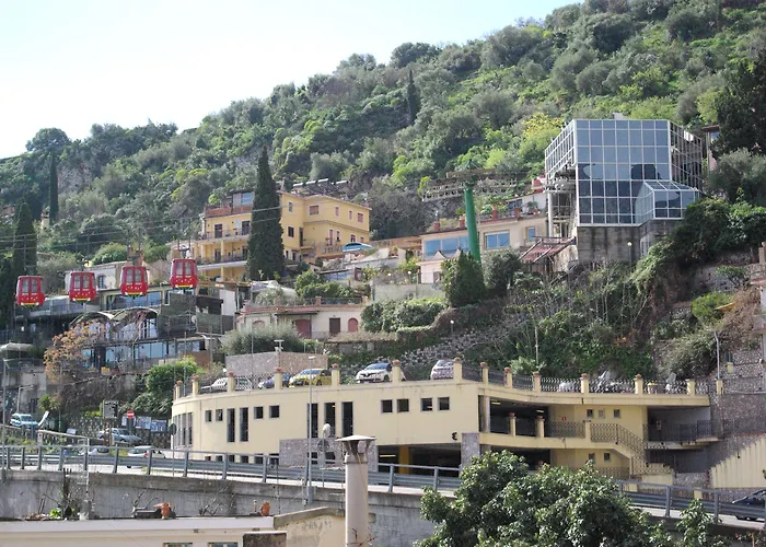 Natalina 2* Ταορμίνα