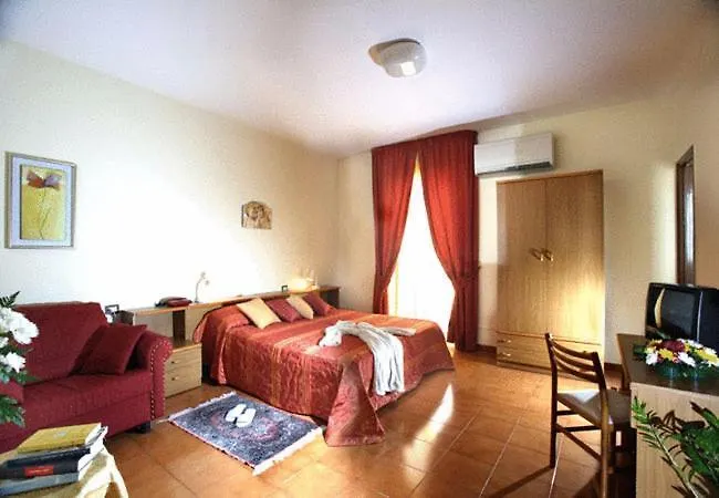 Natalina Ξενοδοχείο Ταορμίνα