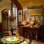Natalina Hotel 2*